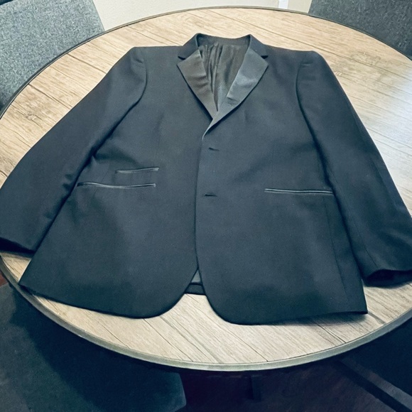 Berragamo o’i Italia Men Jacket Suit - Picture 6 of 9